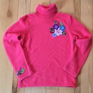 Children’s Place Turtle Neck Flowered Sweater - M